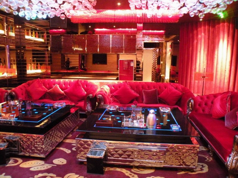 临沧商务KTV一小时多少钱-永德县ktv预订